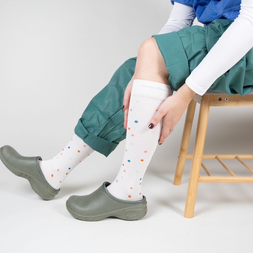 *NEU* Atmungsaktive Kompressionsstrümpfe – Modern Comfort